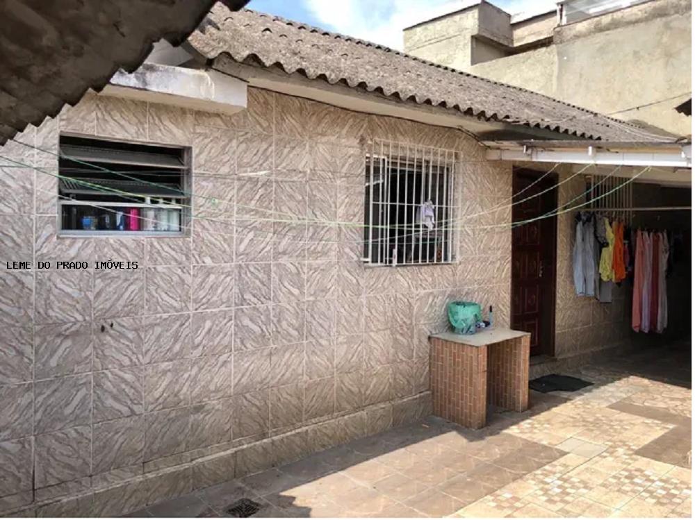 Casa à venda com 5 quartos, 300m² - Foto 4