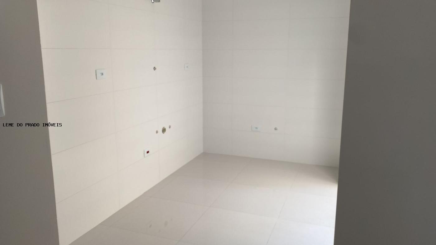 Apartamento à venda com 2 quartos, 45m² - Foto 9