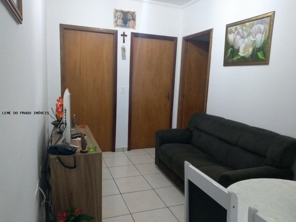 Apartamento à venda com 2 quartos, 40m² - Foto 3