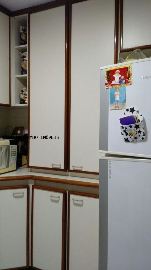 Apartamento à venda com 2 quartos, 66m² - Foto 24