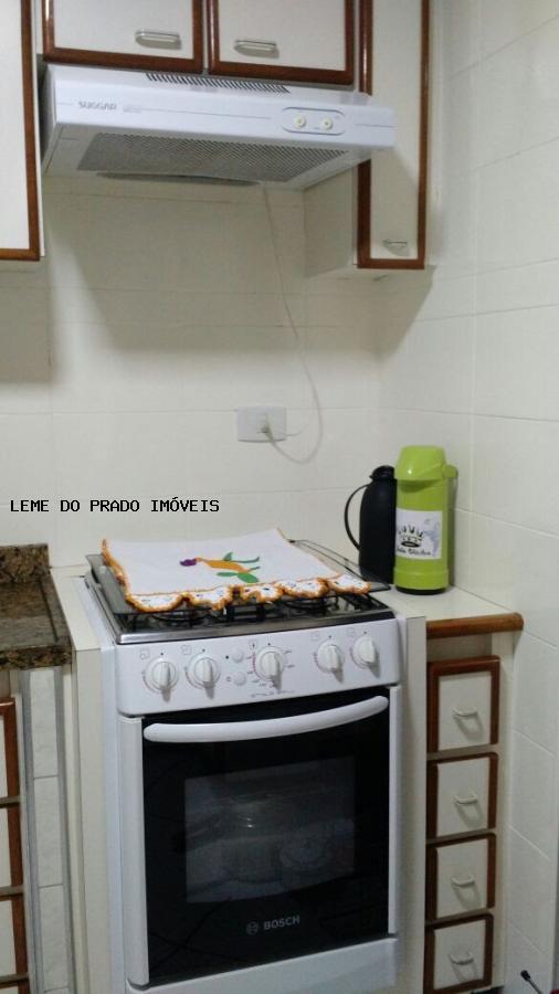 Apartamento à venda com 2 quartos, 66m² - Foto 26