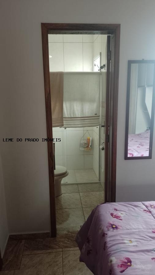 Apartamento à venda com 2 quartos, 80m² - Foto 23