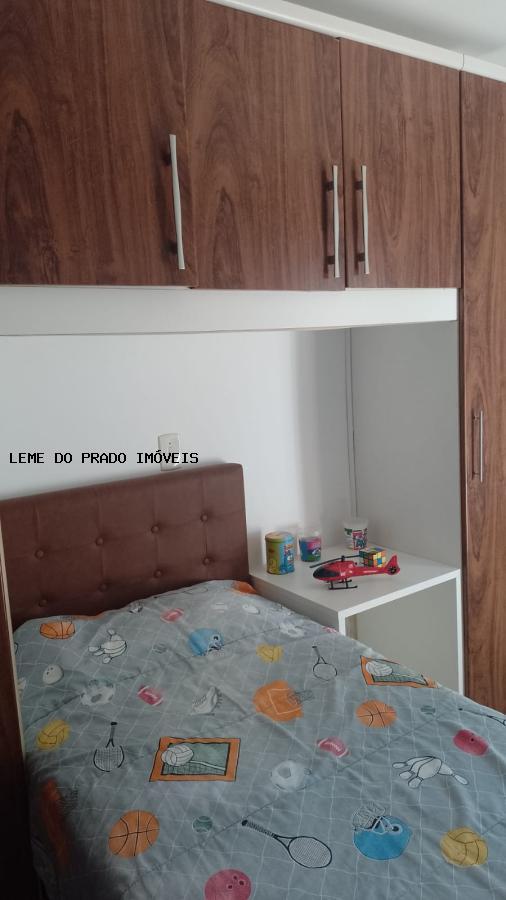 Apartamento à venda com 2 quartos, 80m² - Foto 27