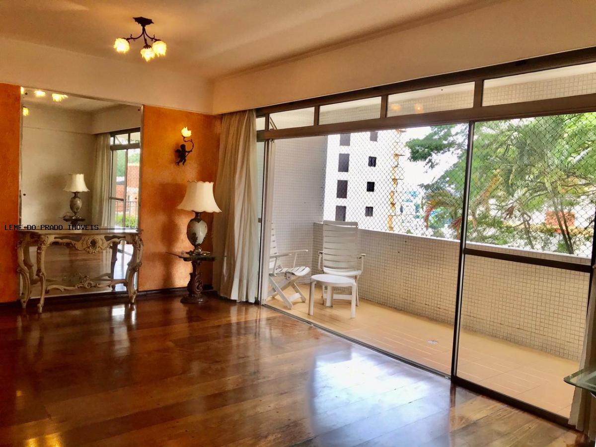 Apartamento à venda com 3 quartos, 160m² - Foto 19