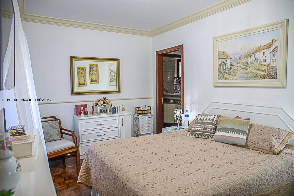 Apartamento à venda com 3 quartos, 207m² - Foto 10