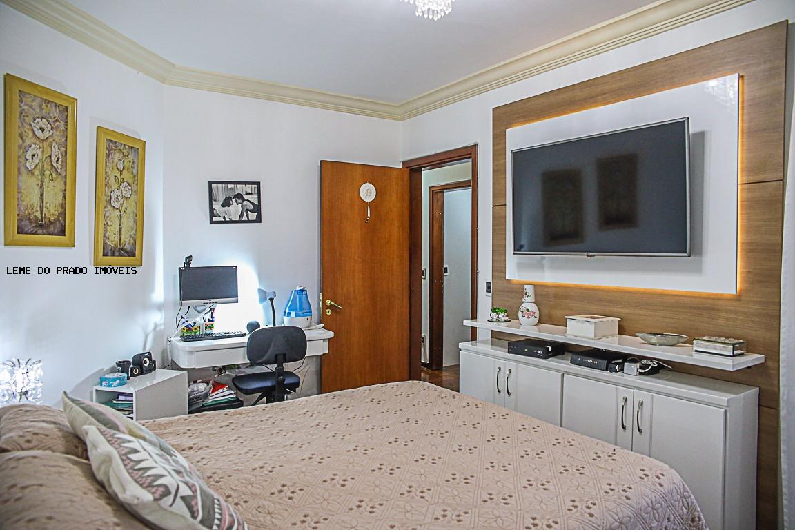 Apartamento à venda com 3 quartos, 207m² - Foto 13