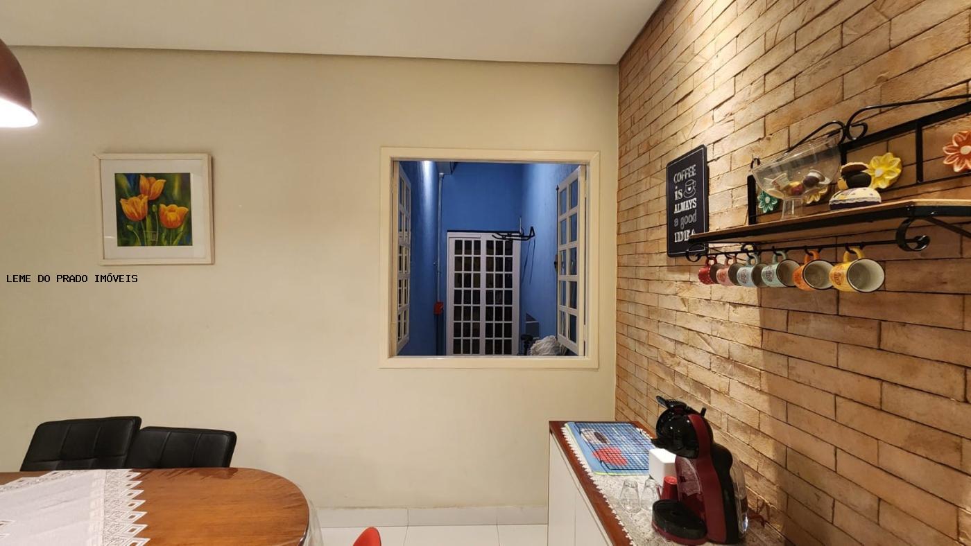 Sobrado à venda com 4 quartos, 181m² - Foto 11