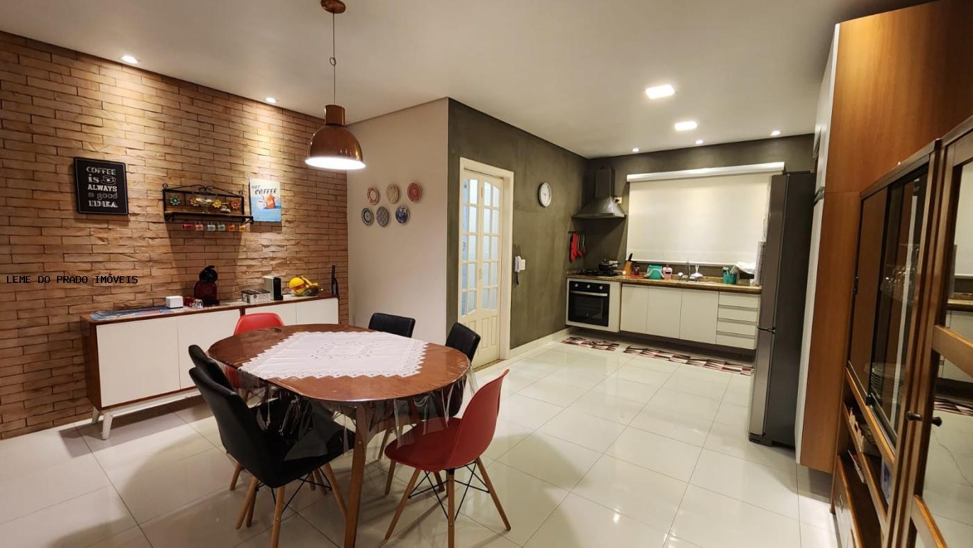 Sobrado à venda com 4 quartos, 181m² - Foto 13