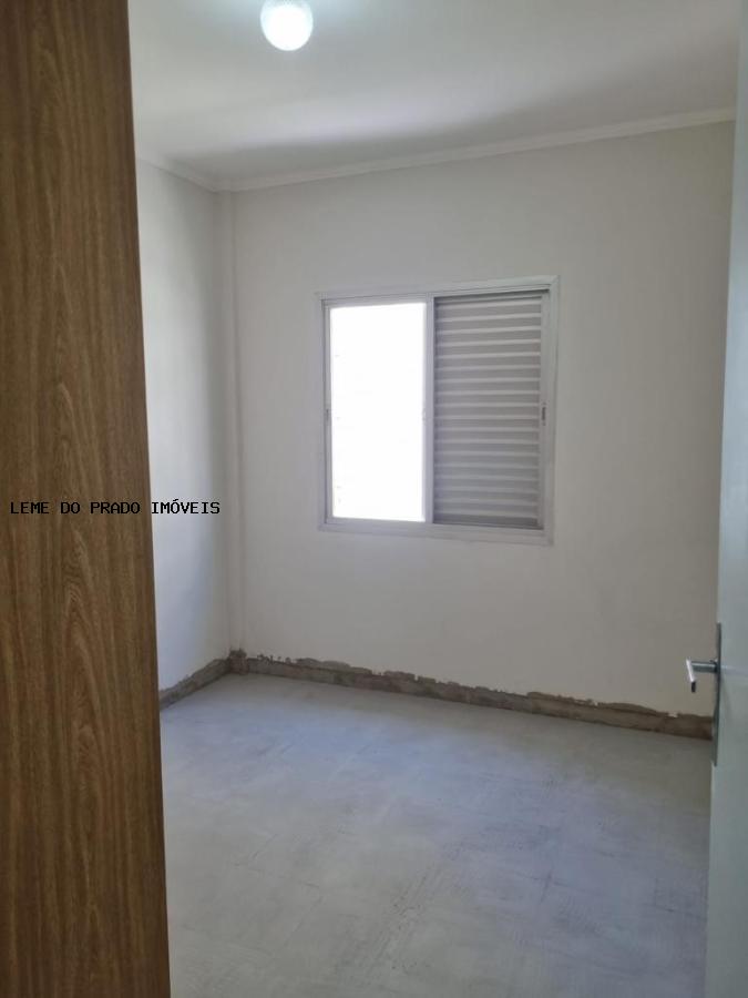 Apartamento à venda com 3 quartos, 70m² - Foto 18