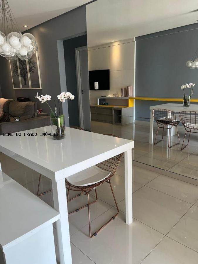 Apartamento à venda com 3 quartos, 95m² - Foto 14