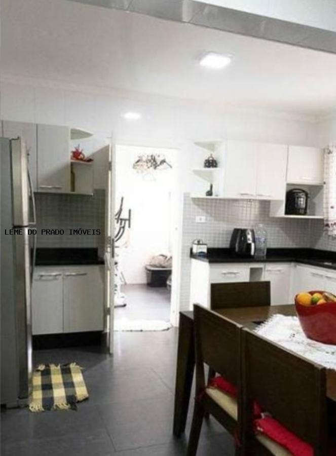 Apartamento à venda com 2 quartos, 96m² - Foto 3