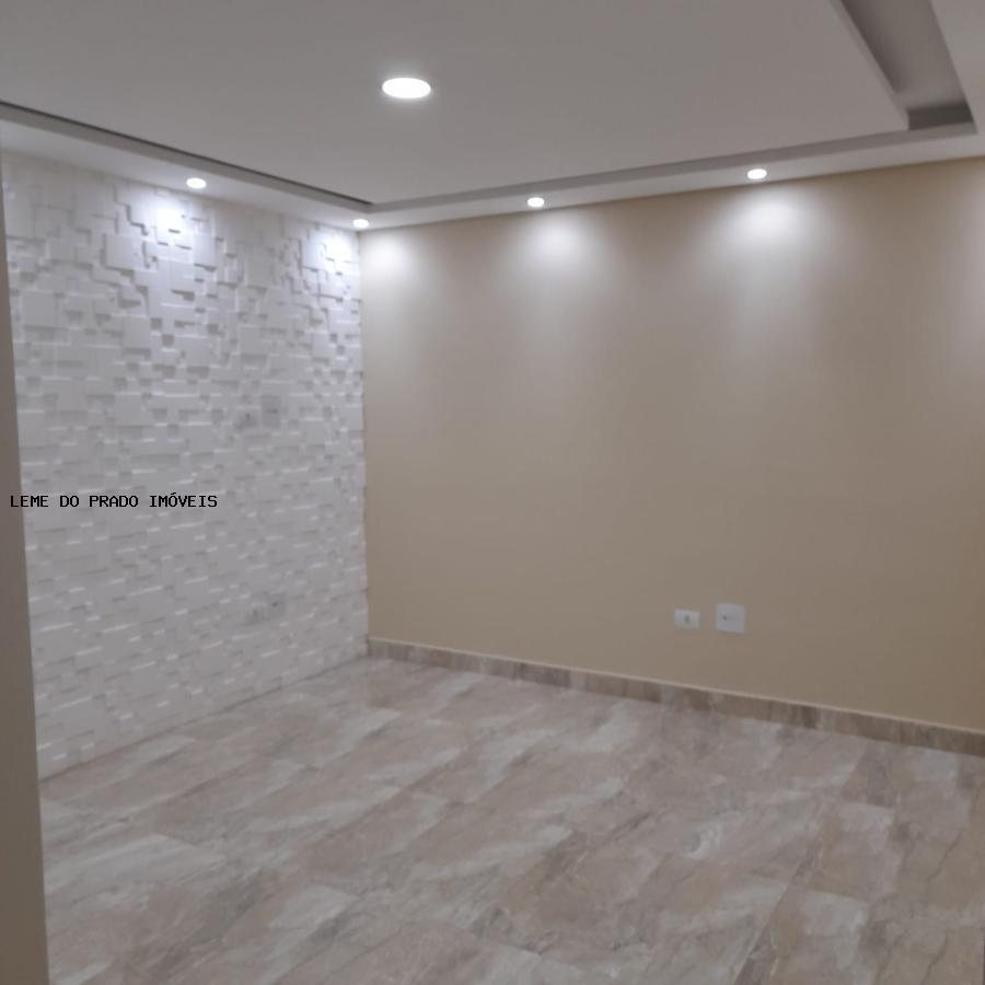 Apartamento à venda com 2 quartos, 56m² - Foto 11