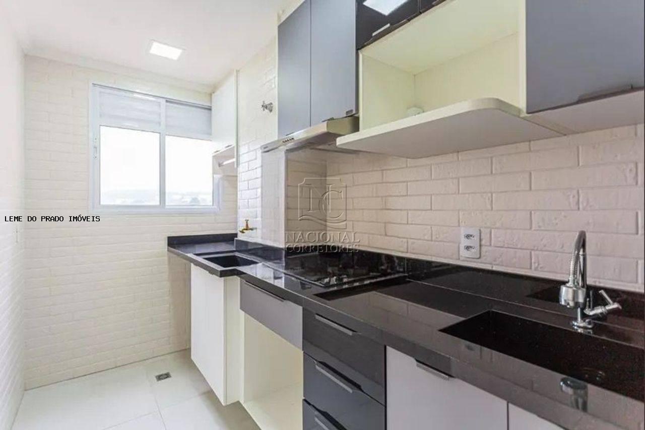 Apartamento à venda com 2 quartos, 52m² - Foto 9