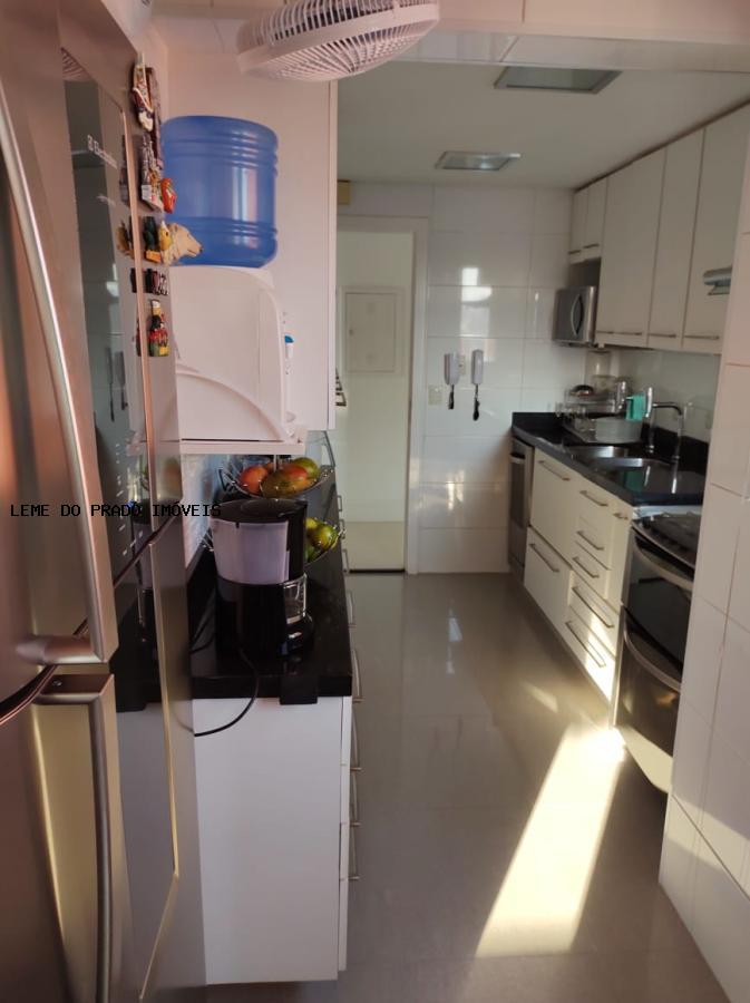 Apartamento à venda com 3 quartos - Foto 11