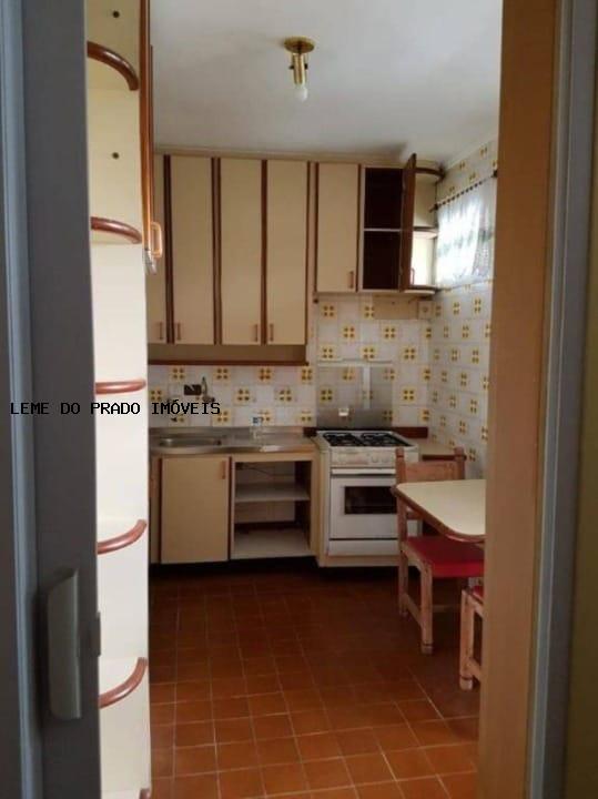 Apartamento à venda com 2 quartos, 75m² - Foto 4