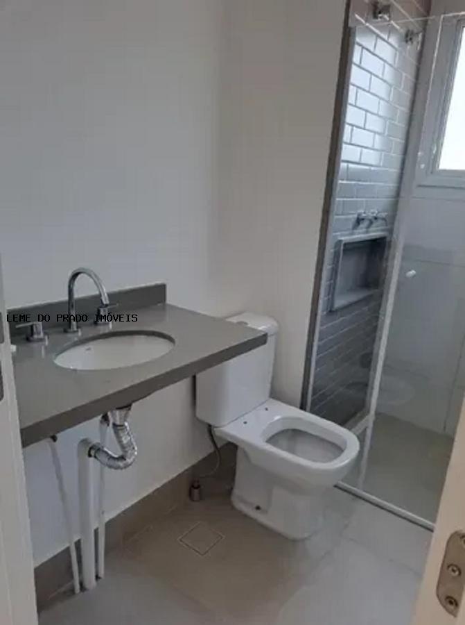 Apartamento à venda com 2 quartos, 82m² - Foto 11