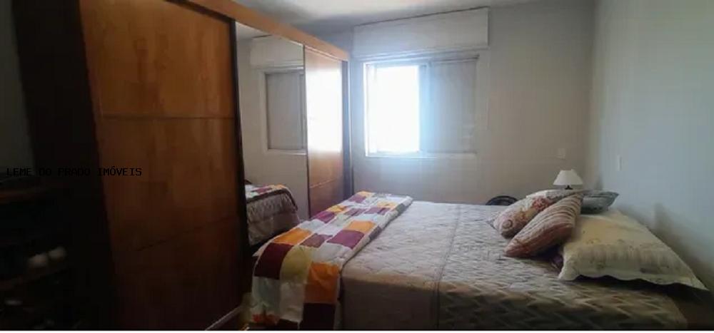 Apartamento à venda com 3 quartos, 109m² - Foto 8