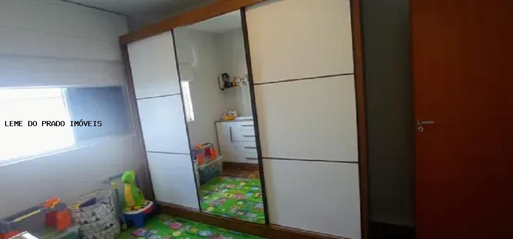 Apartamento à venda com 3 quartos, 109m² - Foto 10