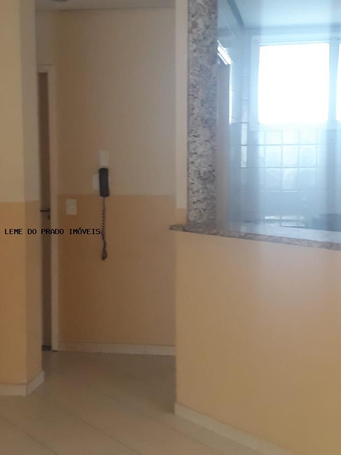 Apartamento à venda com 3 quartos, 76m² - Foto 10