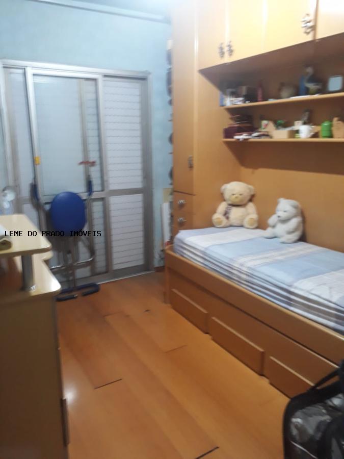 Apartamento à venda com 3 quartos, 76m² - Foto 20