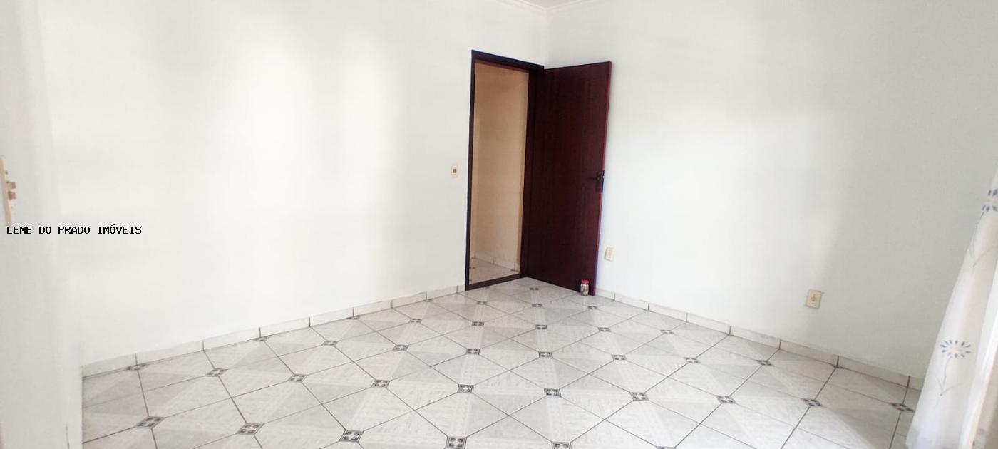 Sobrado à venda com 3 quartos, 180m² - Foto 19