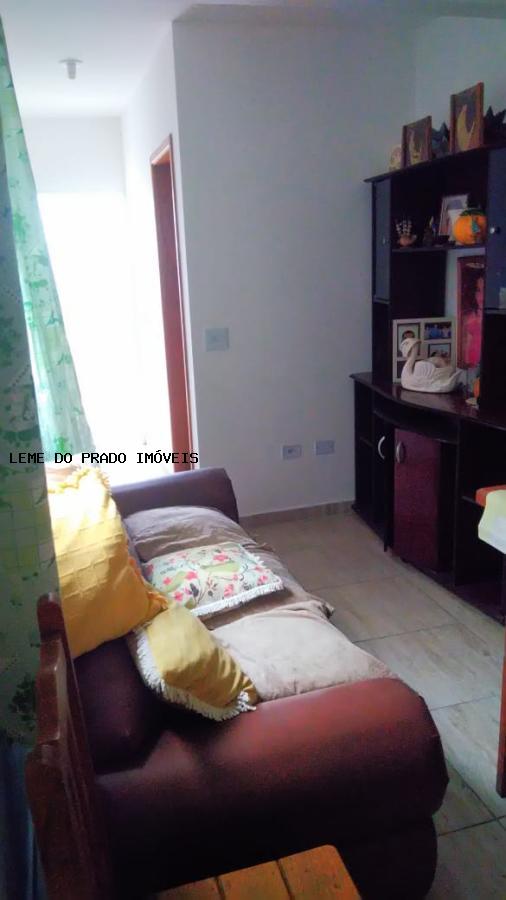 Apartamento à venda com 2 quartos, 40m² - Foto 2