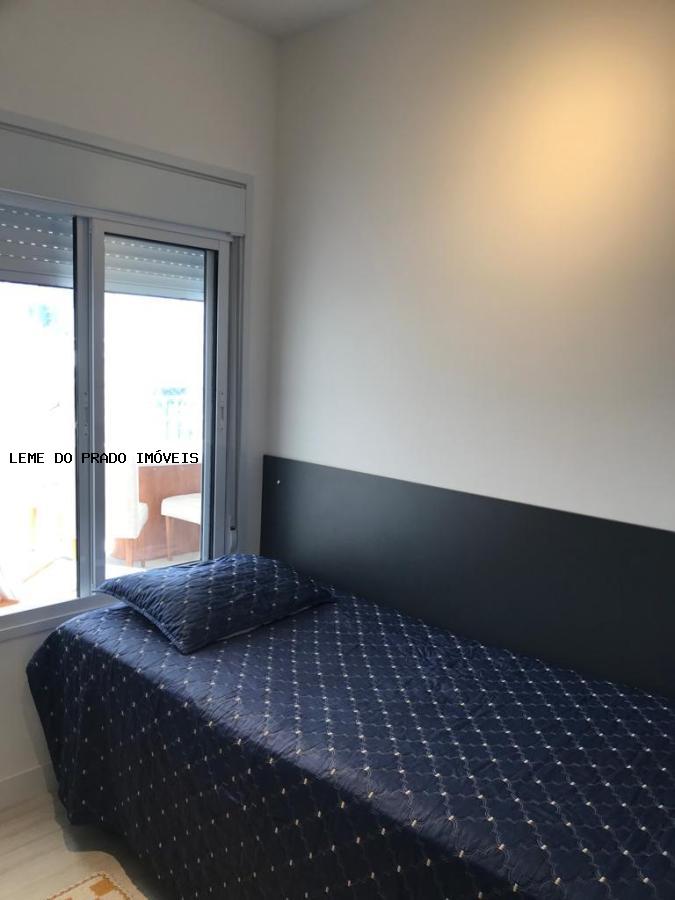 Apartamento à venda com 3 quartos, 113m² - Foto 7