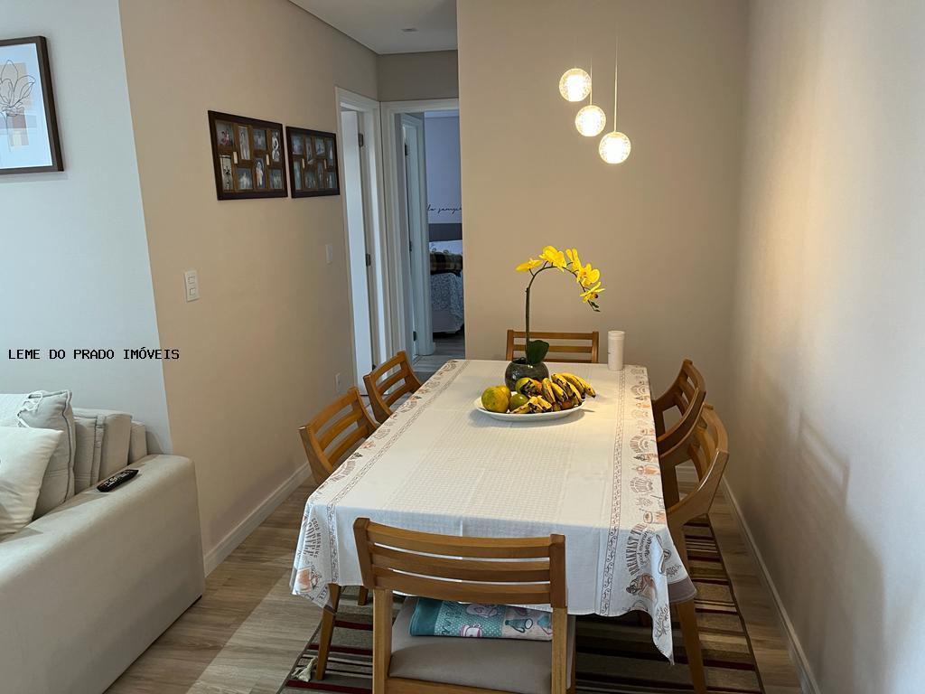 Apartamento à venda com 2 quartos, 70m² - Foto 10