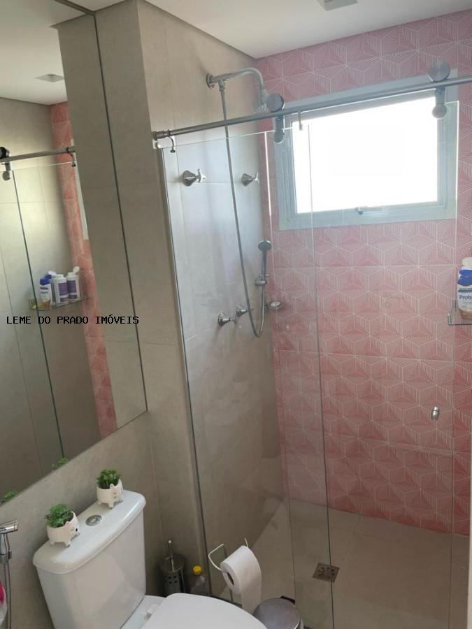 Apartamento à venda com 2 quartos, 72m² - Foto 18