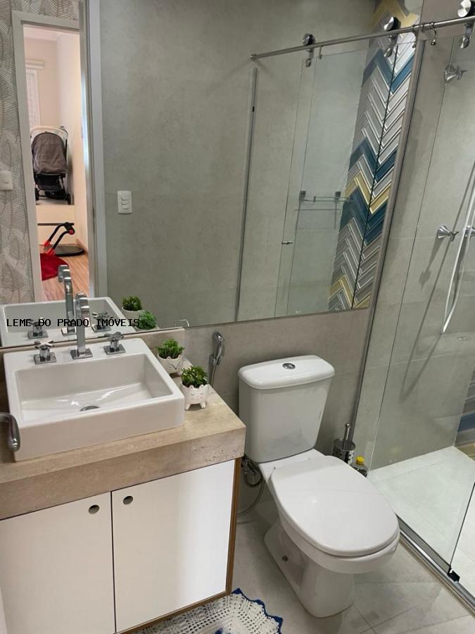 Apartamento à venda com 2 quartos, 72m² - Foto 20