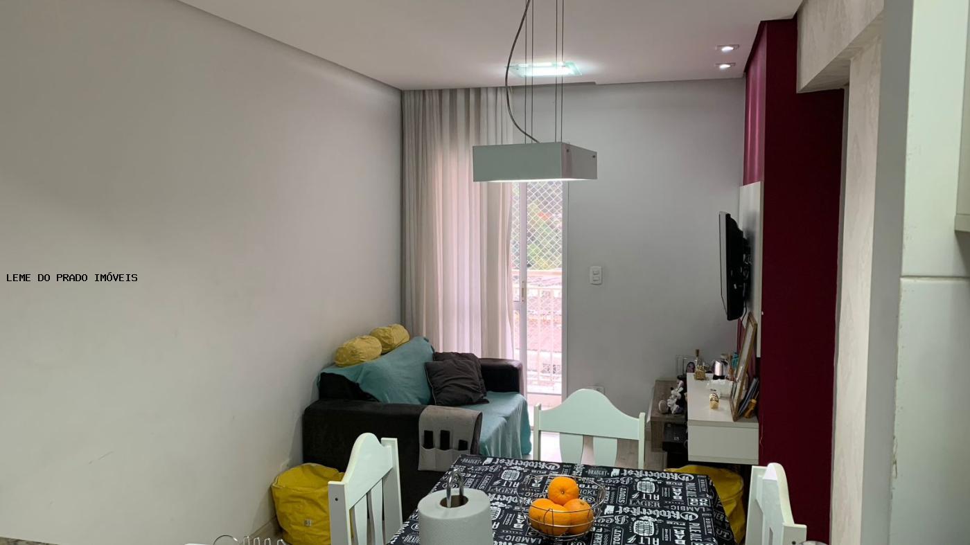 Apartamento à venda com 2 quartos, 52m² - Foto 4