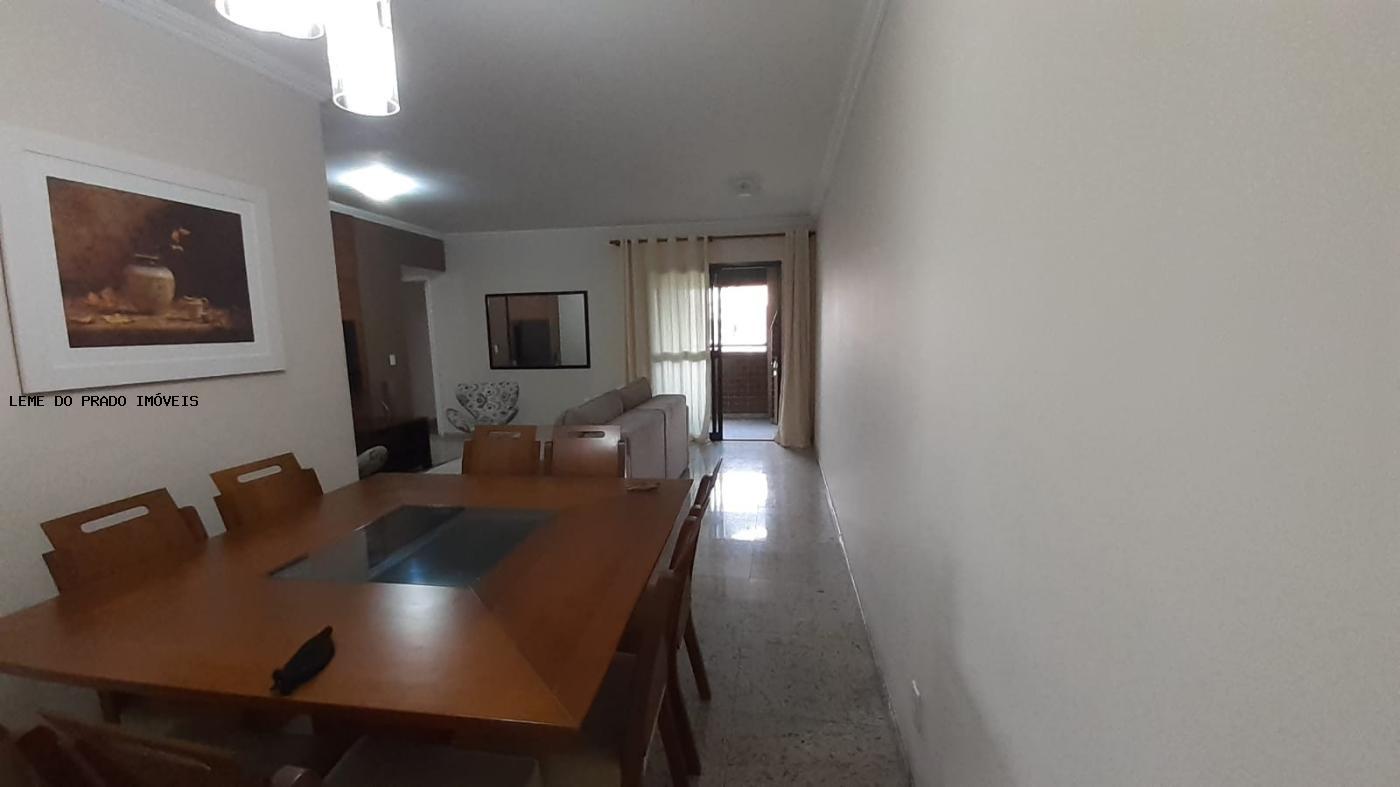 Apartamento à venda com 3 quartos, 97m² - Foto 2