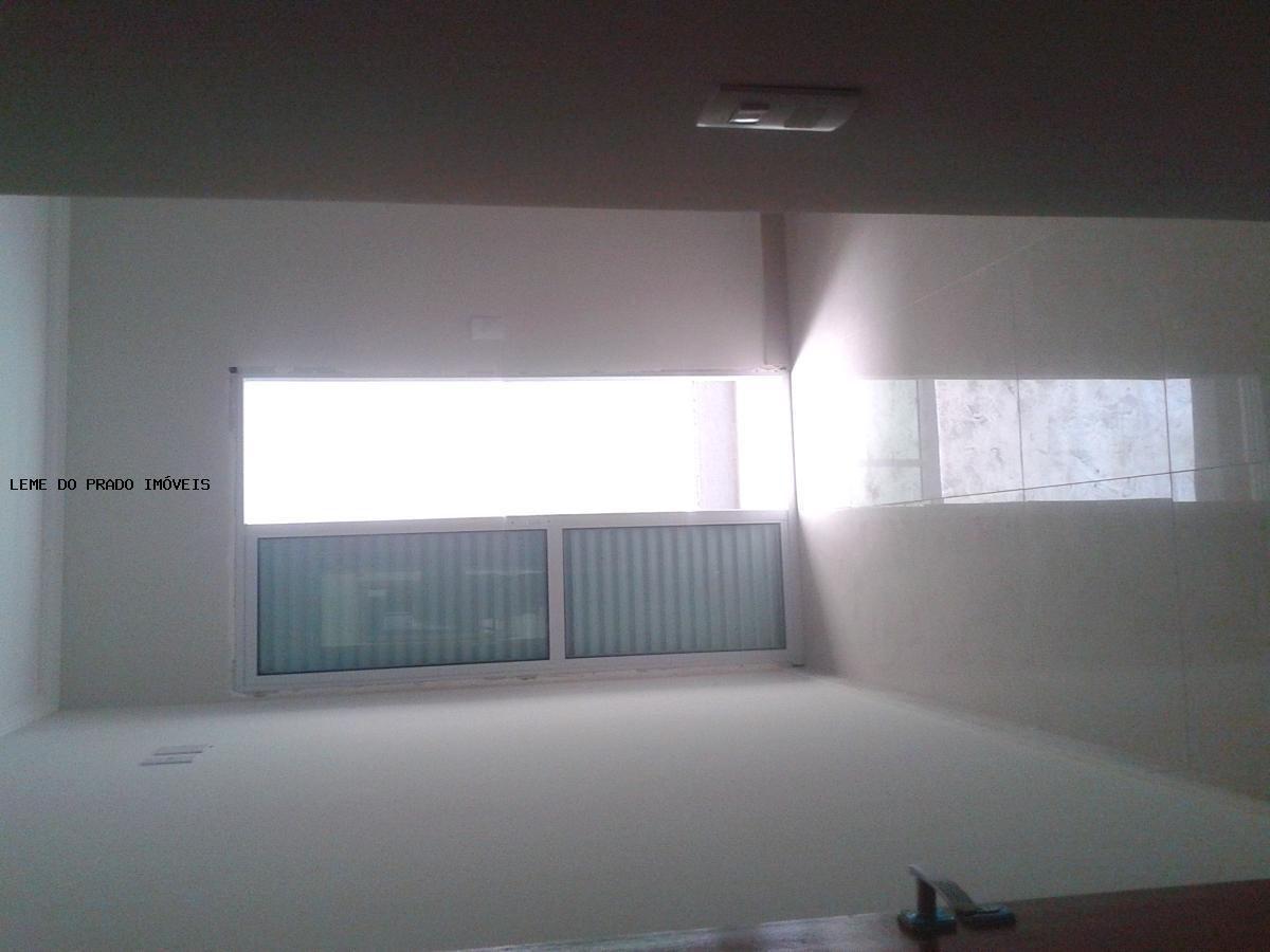 Apartamento à venda com 3 quartos, 73m² - Foto 25