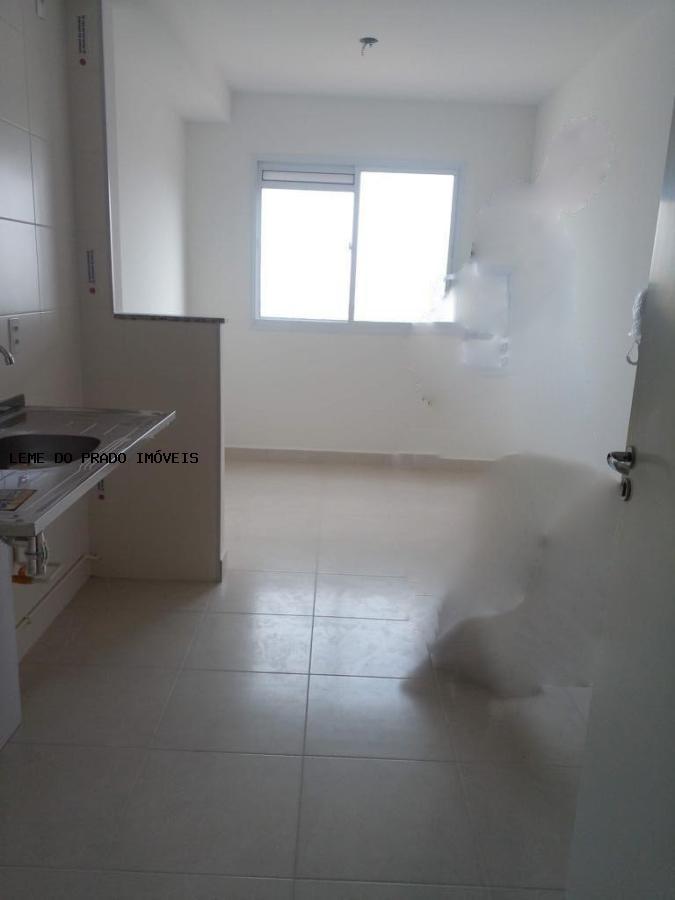 Apartamento à venda com 1 quarto, 32m² - Foto 27