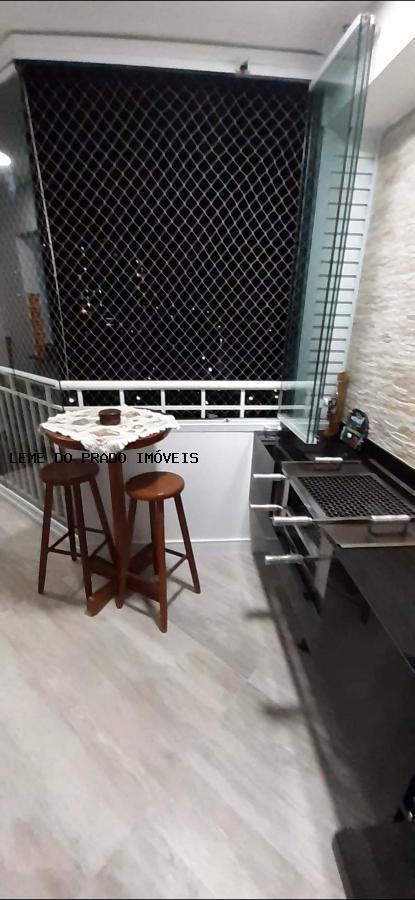 Apartamento à venda com 3 quartos, 65m² - Foto 10