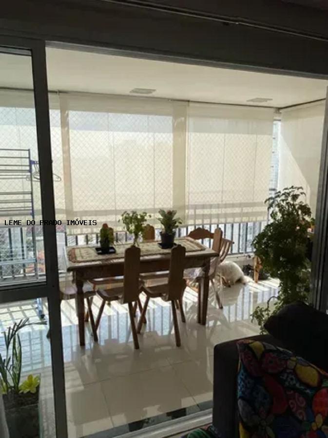 Apartamento à venda com 3 quartos, 102m² - Foto 2