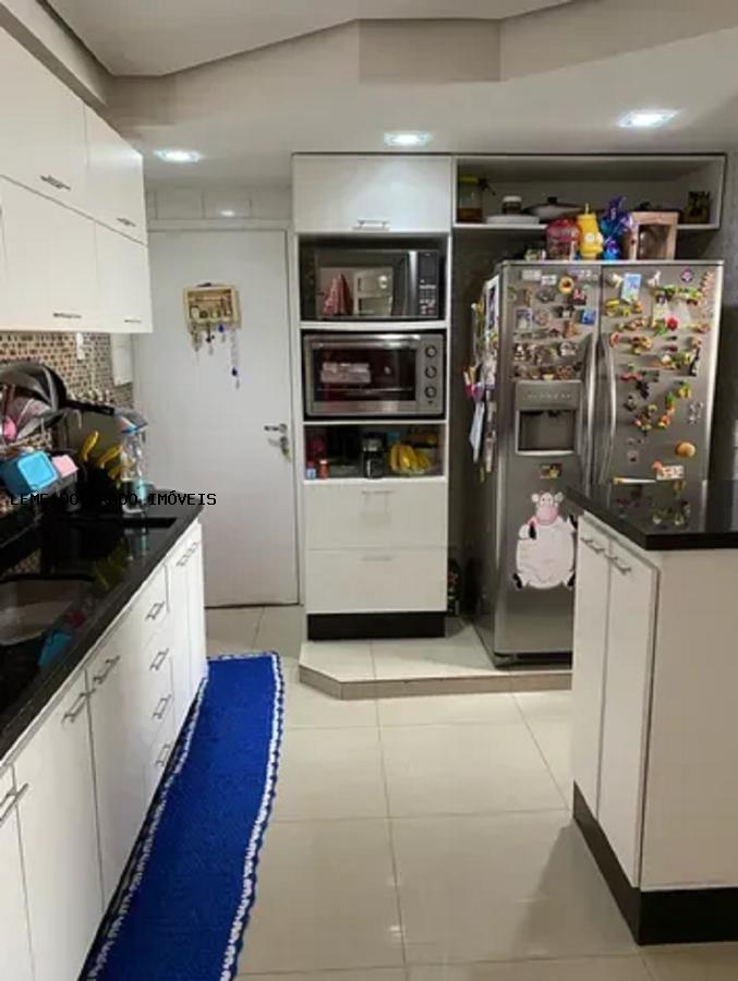 Apartamento à venda com 3 quartos, 102m² - Foto 9