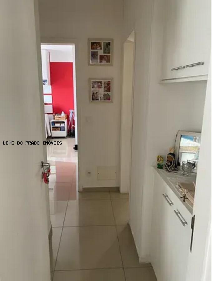 Apartamento à venda com 3 quartos, 102m² - Foto 11