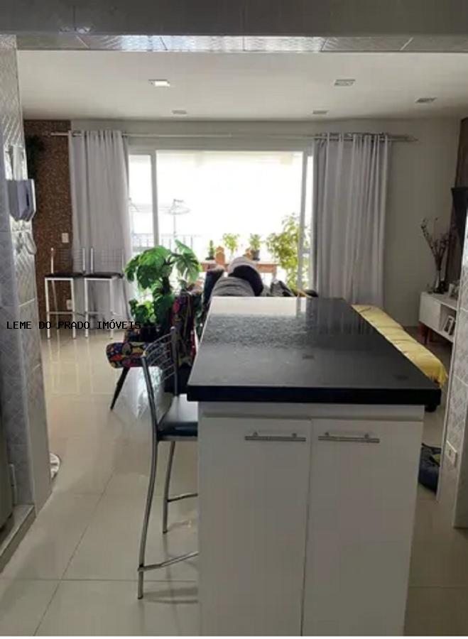 Apartamento à venda com 3 quartos, 102m² - Foto 19