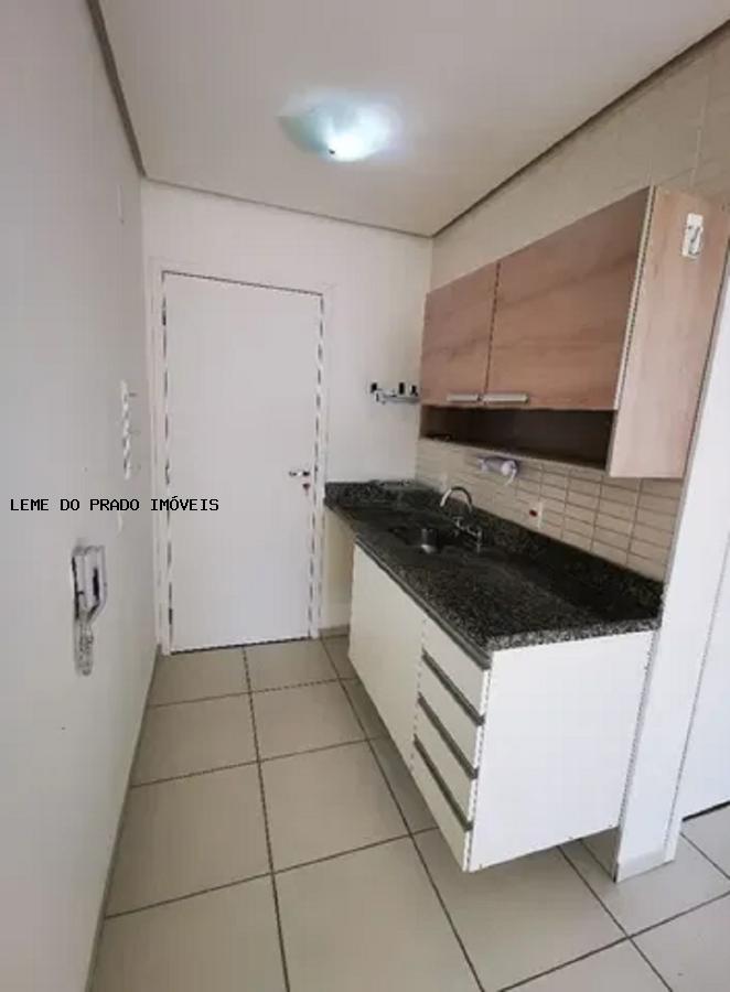 Apartamento à venda com 1 quarto, 28m² - Foto 4