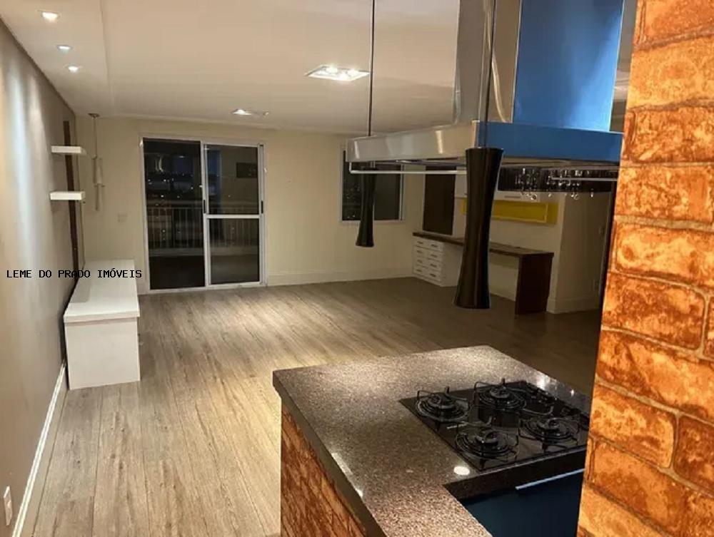 Apartamento à venda com 3 quartos, 115m² - Foto 4