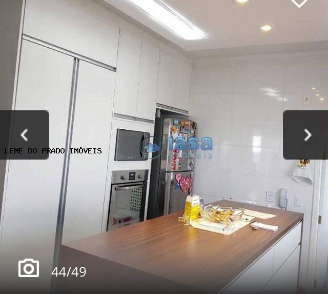 Apartamento à venda com 3 quartos, 140m² - Foto 8