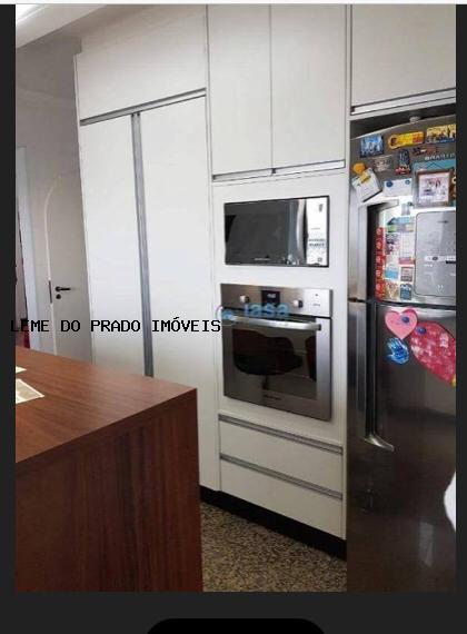 Apartamento à venda com 3 quartos, 140m² - Foto 9