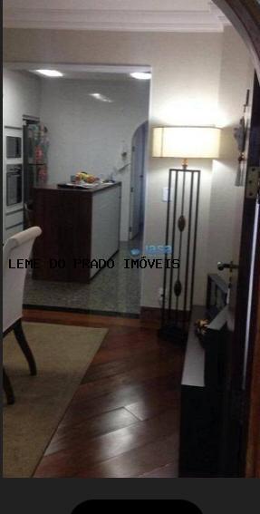 Apartamento à venda com 3 quartos, 140m² - Foto 25