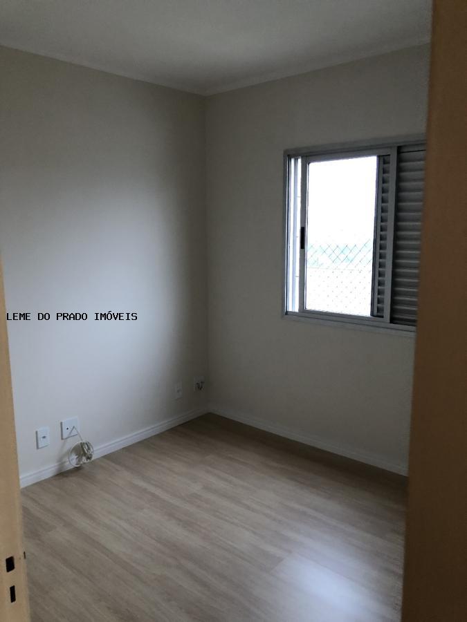 Apartamento à venda com 3 quartos, 79m² - Foto 6