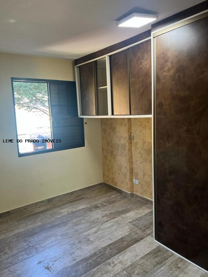 Apartamento à venda com 2 quartos, 68m² - Foto 4