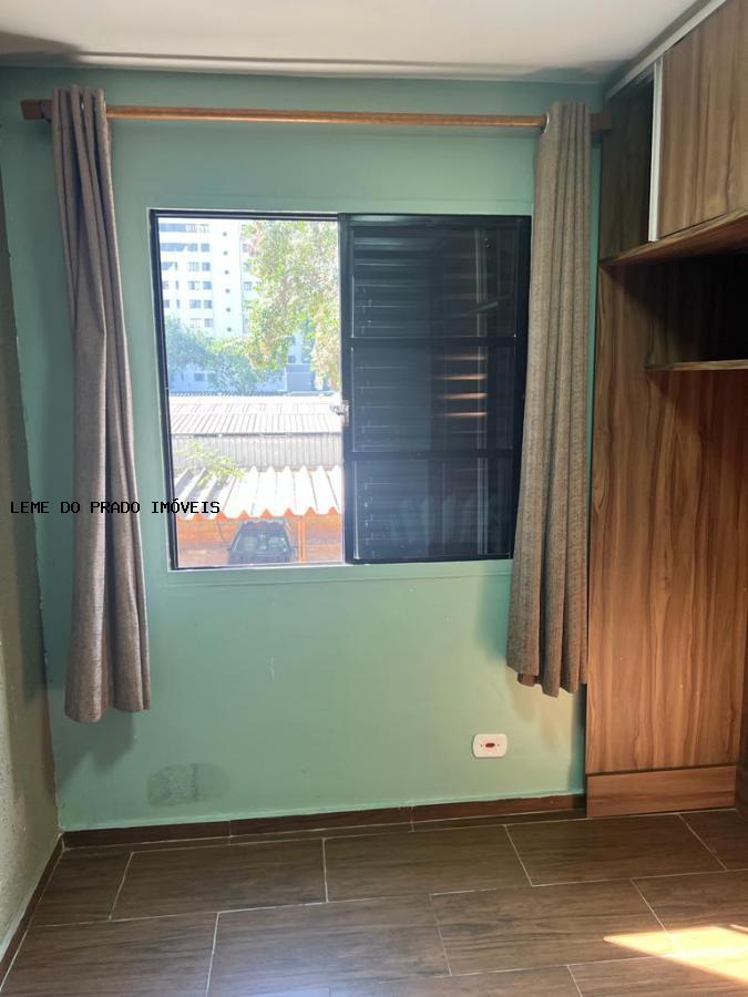 Apartamento à venda com 2 quartos, 68m² - Foto 11