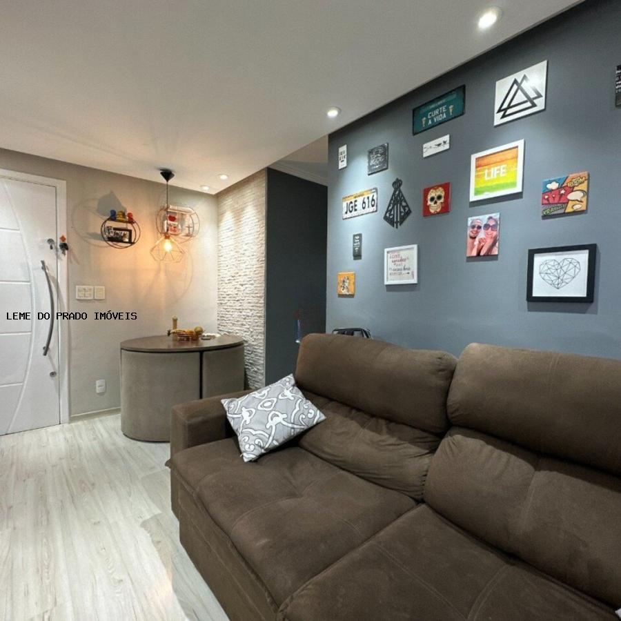 Apartamento à venda com 2 quartos, 54m² - Foto 3