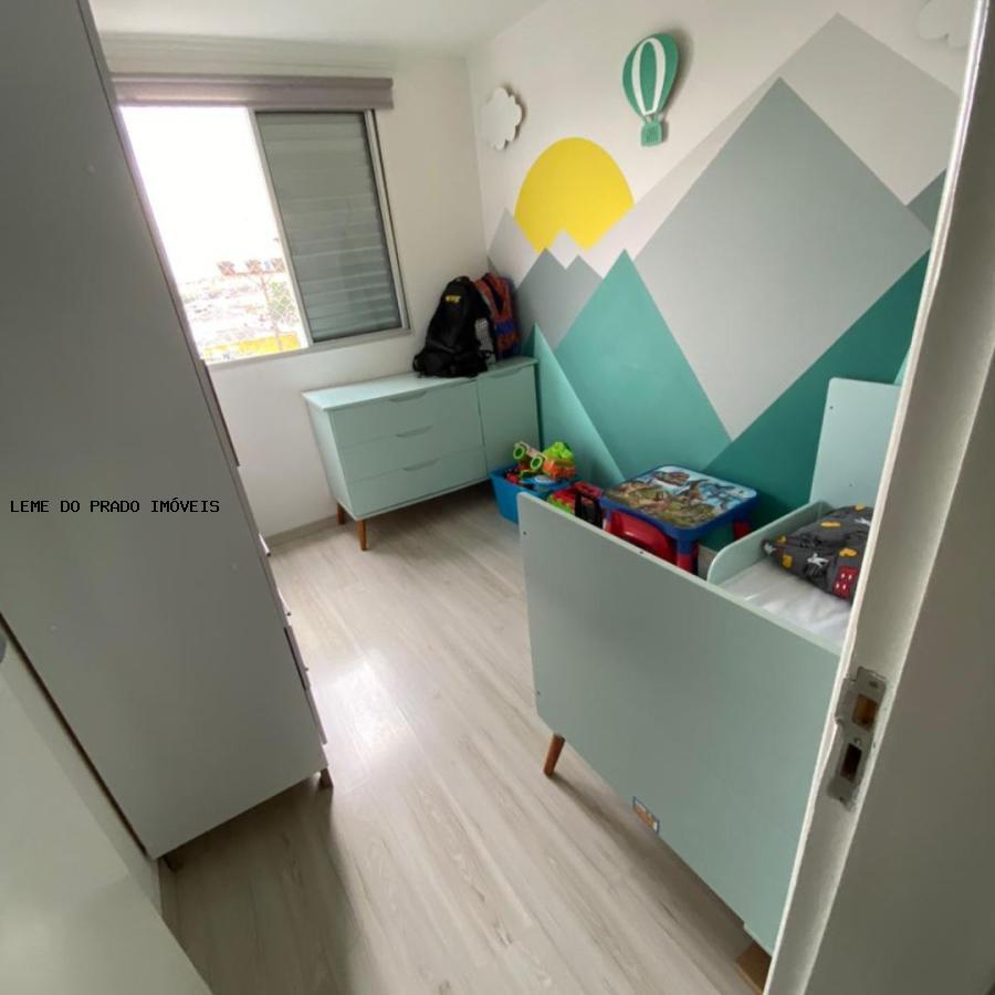 Apartamento à venda com 2 quartos, 54m² - Foto 18