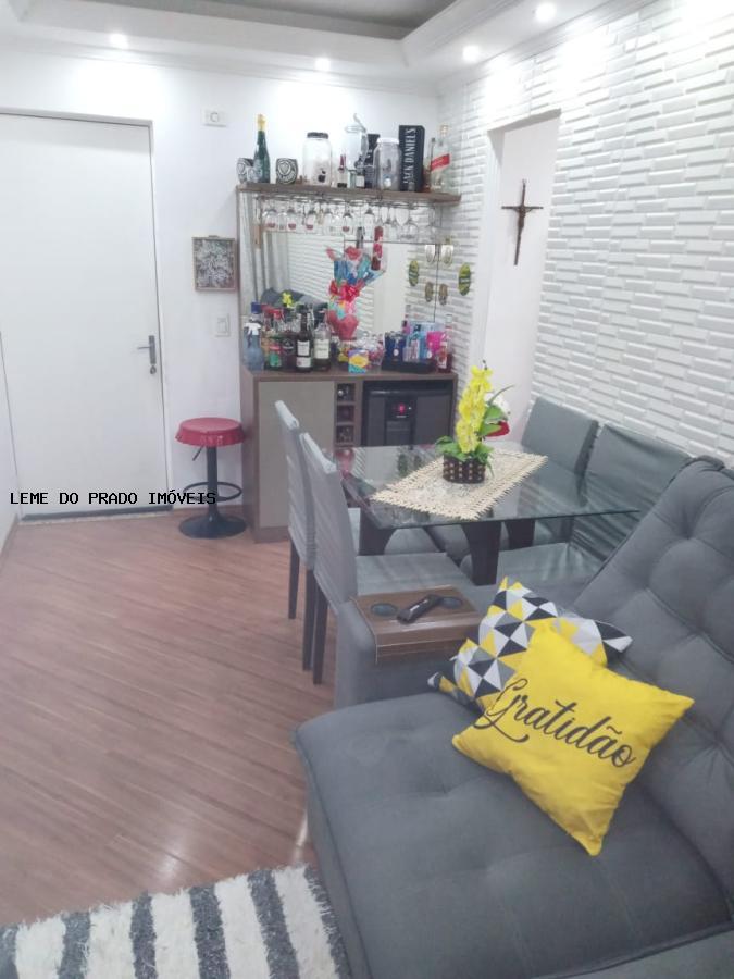 Apartamento à venda com 2 quartos, 49m² - Foto 1